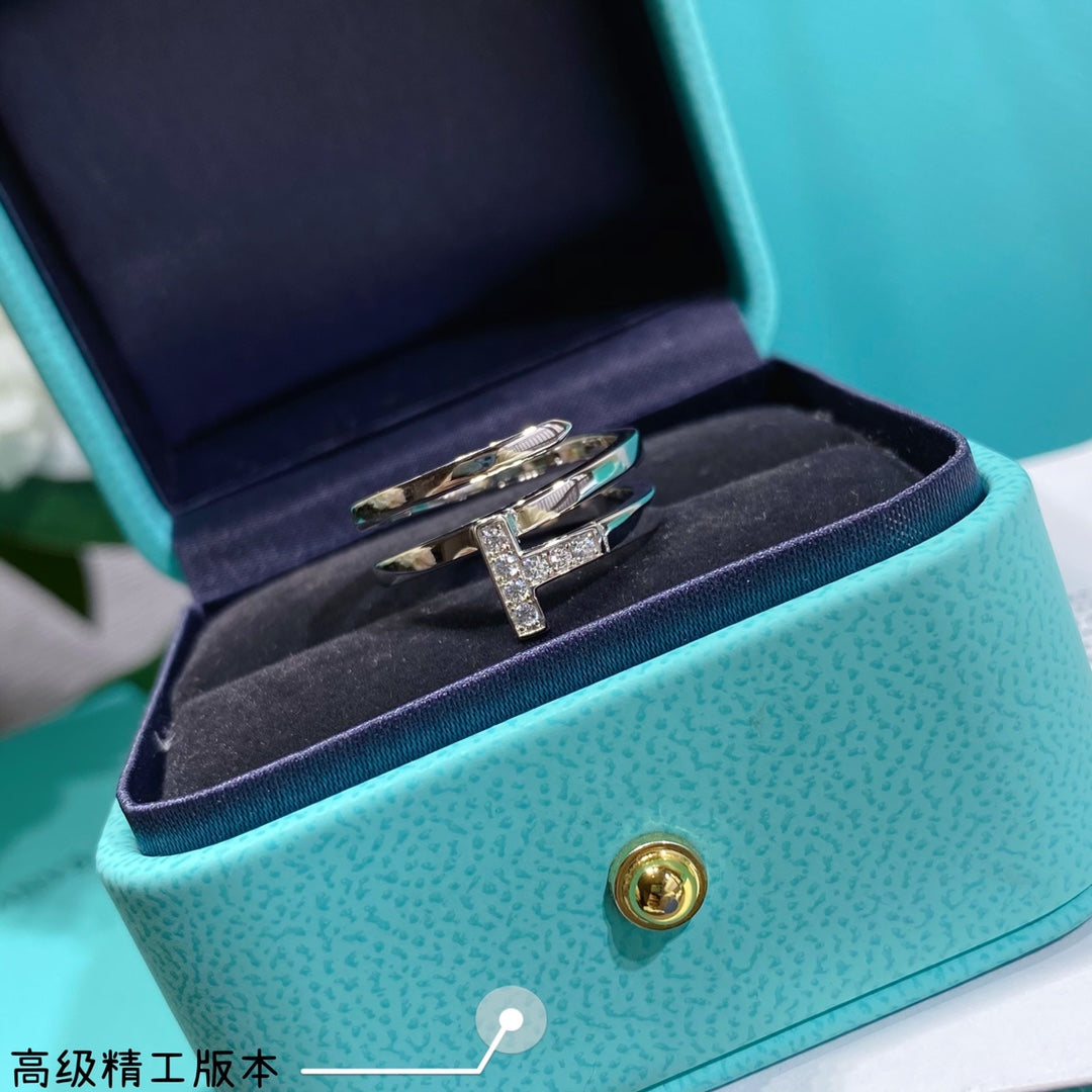 18K Tiffany Diamond Square Ring